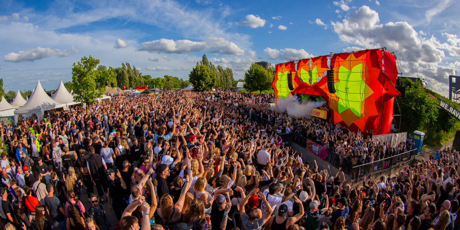 Ravepedia | Das Online Magazin für elektronische Festivals